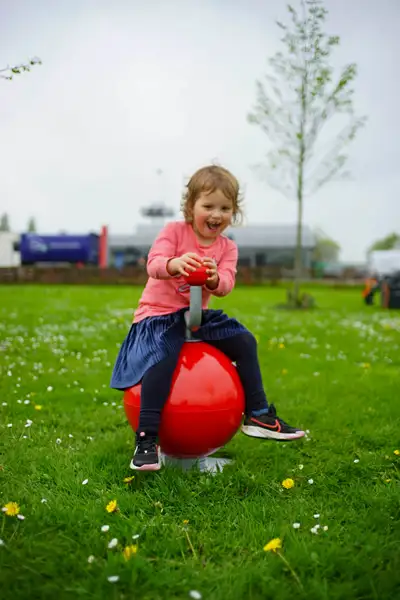 JEU MUSICBALL - coloris rouge PLAYNETIC